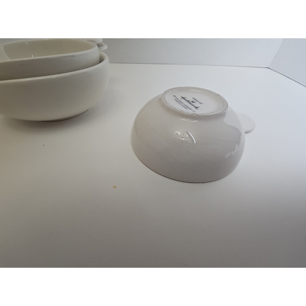 Hallmark Snowflake Nesting‎ Ceramic Measuring Cups Set Of 3 - Picture 8 of 14